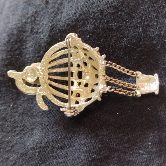 Hot air balloon, windmill and a carnival. - Picture 8 of 9